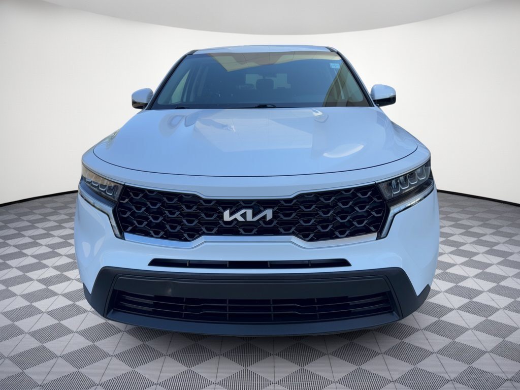 Used 2023 Kia Sorento LX FWD image 6