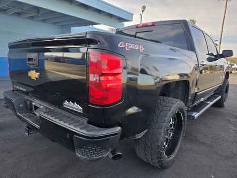 Used 2015 Chevrolet Silverado 1500 High Country w/ High Country Premium Package image 2