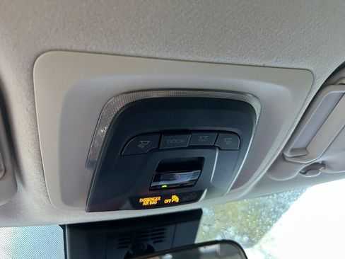 Used 2023 Toyota Corolla LE FWD image 28