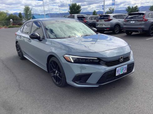 Used 2024 Honda Civic Sport image 8