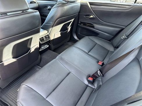 Certified 2023 Lexus ES 250 w/ Premium Package image 14