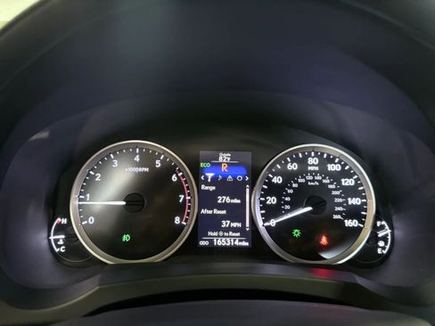 Used 2016 Lexus IS 200t RWD image 12