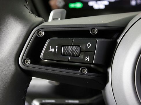 Certified 2026 Porsche Cayenne S image 24