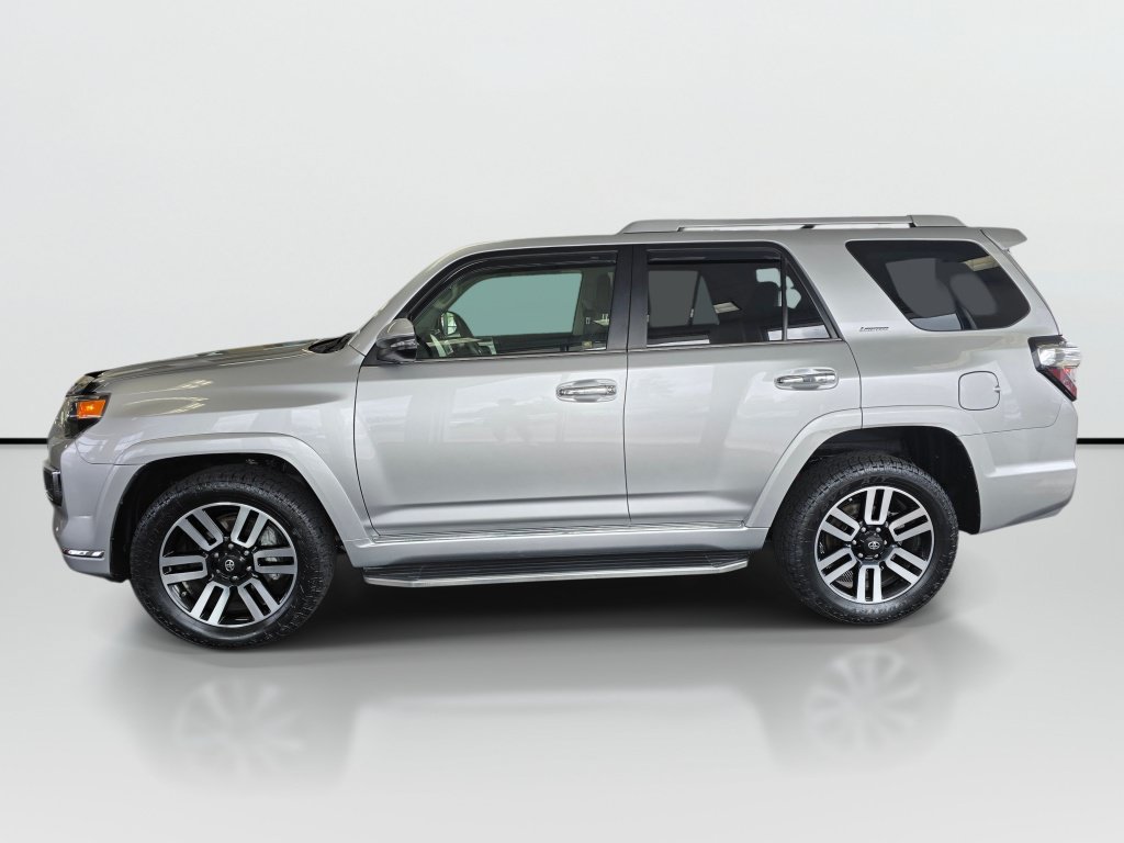 Used 2021 Toyota 4Runner Limited AWD/4WD image 4