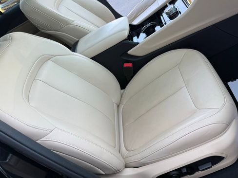 Used 2023 Jeep Grand Cherokee 4WD 4xe image 24