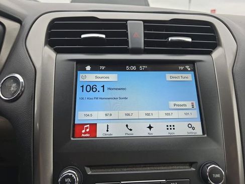 Used 2017 Ford Fusion Energi SE FWD image 8