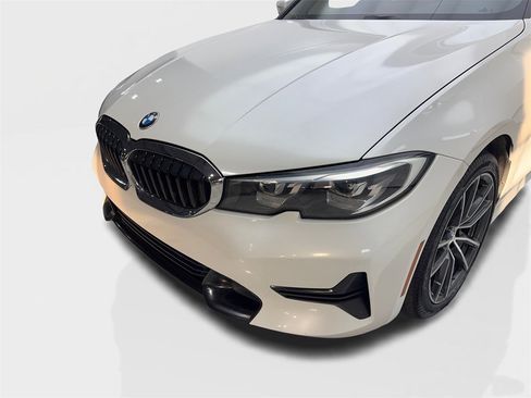 Used 2019 BMW 330i Sedan image 16