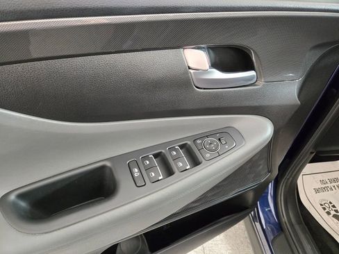 Used 2022 Hyundai Santa Fe SEL w/ Cargo Package image 24