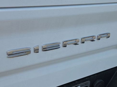 New 2025 GMC Sierra 2500 SLT w/ SLT Premium Package image 33