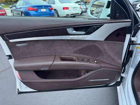 Used 2017 Audi A8 L 4.0T image 5