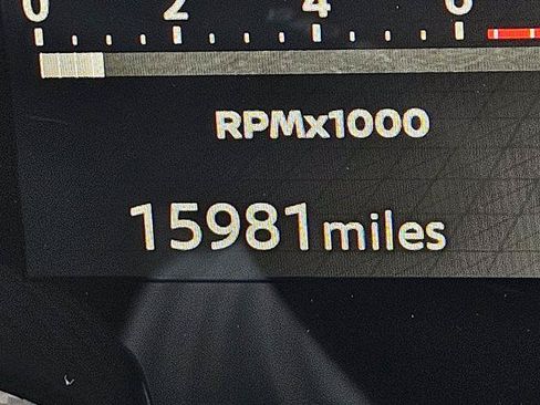 Certified 2025 Nissan Kicks SR FWD image 27