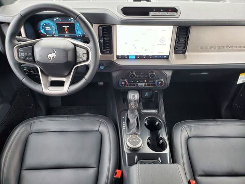 New 2025 Ford Bronco Outer Banks image 28