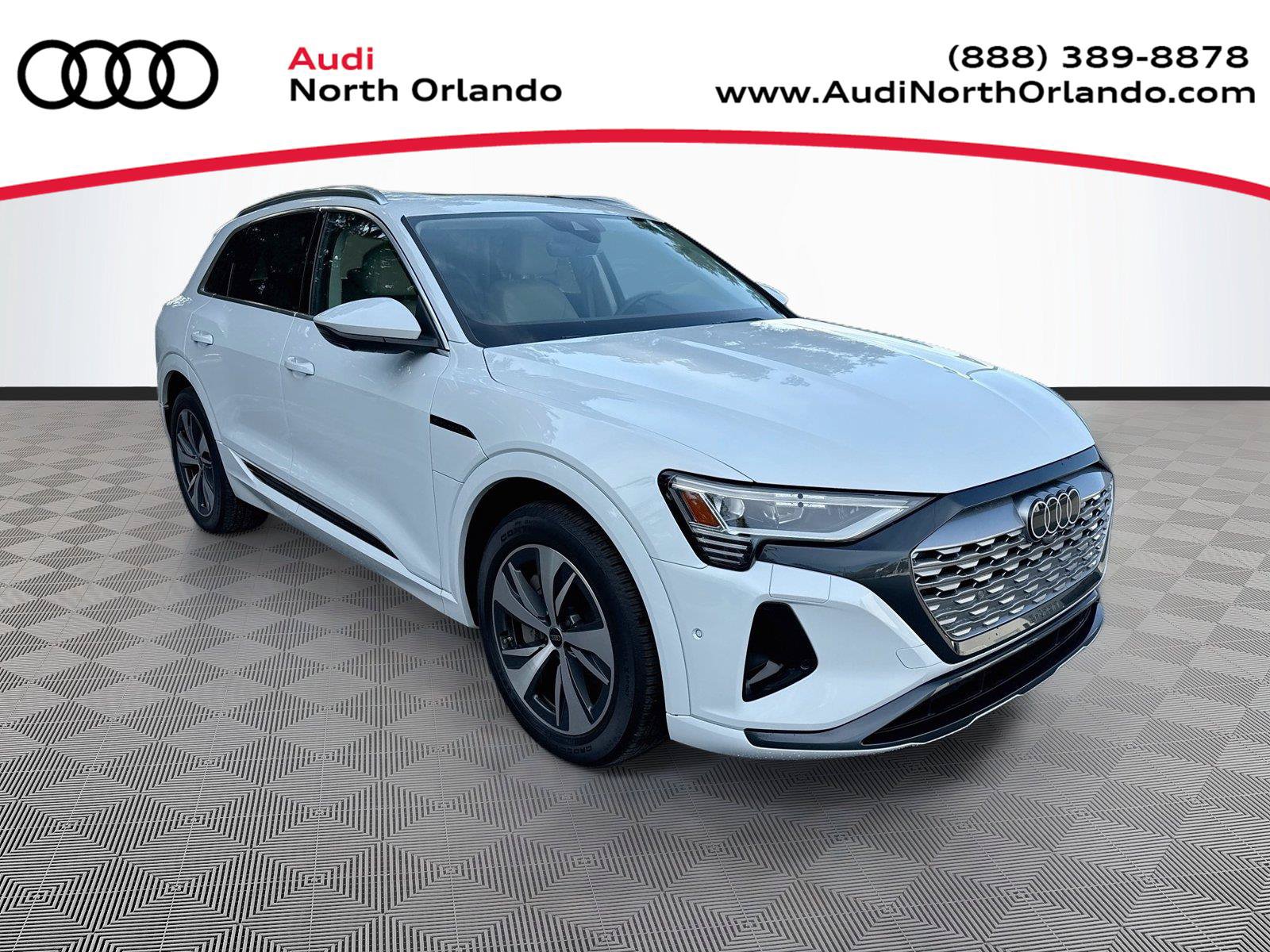 Certified 2024 Audi Q8 e-tron Premium Plus AWD/4WD image 1