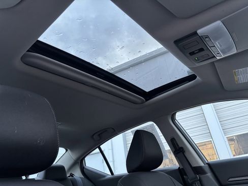 Used 2024 Nissan Altima 2.5 SV w/ SV Premium Package image 24