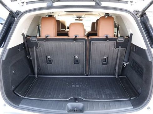 Certified 2025 Nissan Pathfinder Platinum AWD/4WD image 7