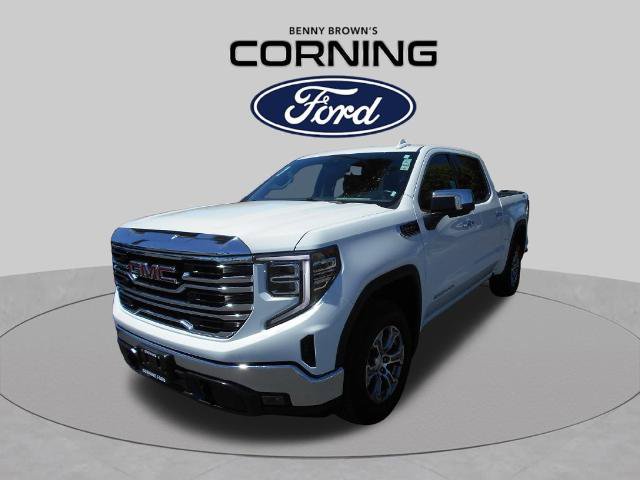 Used 2024 GMC Sierra 1500 SLT AWD/4WD image 1