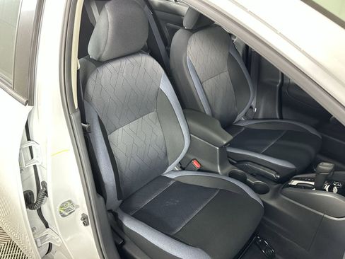 New 2025 Nissan Versa SV w/ Trunk Package image 27