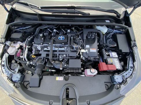 Certified 2021 Toyota Corolla LE w/ Carpet Mat Package (TMS) FWD image 24