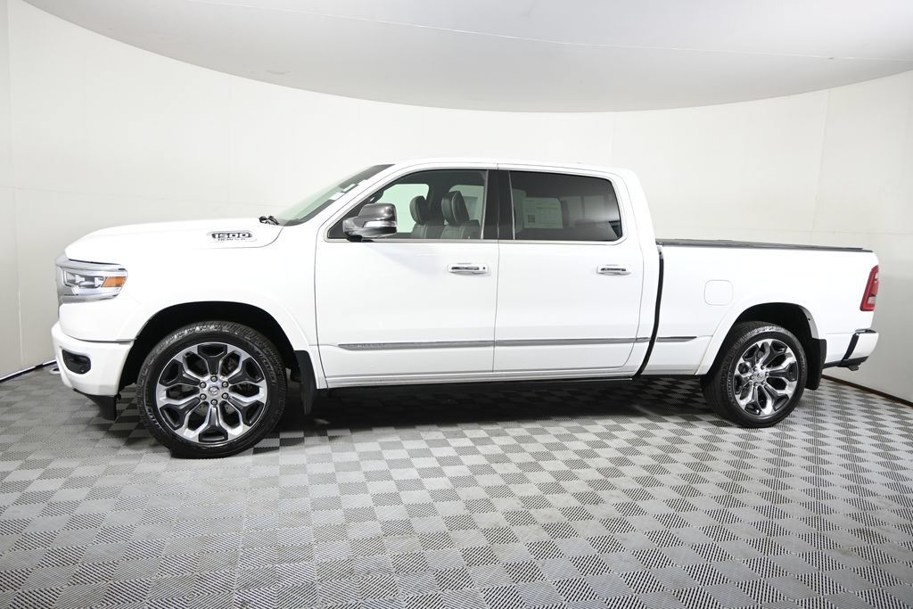 Used 2022 RAM 1500 Limited w/ Body-Colour Bumper Group AWD/4WD image 2