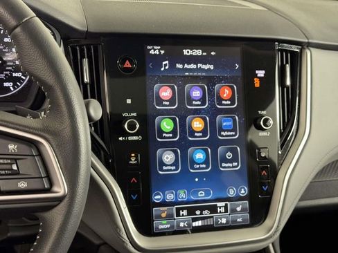 Used 2025 Subaru Outback Premium image 26