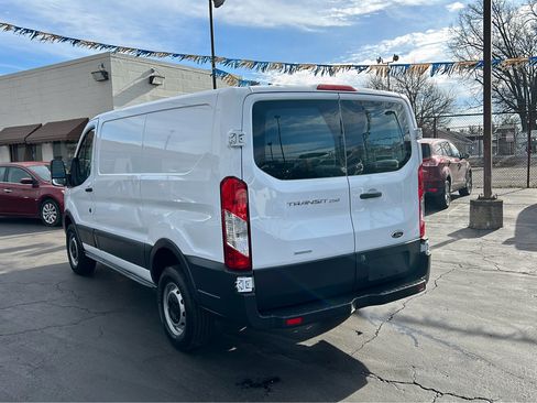Used 2016 Ford Transit 250 130 Low Roof image 5
