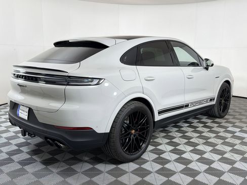New 2026 Porsche Cayenne S AWD/4WD image 10
