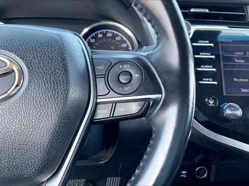 Used 2018 Toyota Camry XLE w/ Audio Package FWD image 24