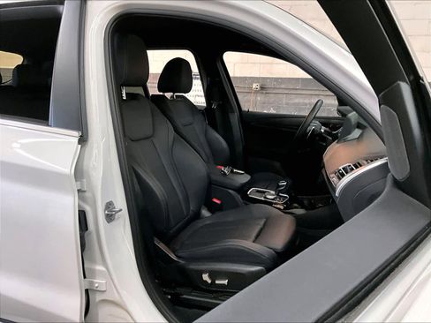 Used 2023 BMW X3 xDrive30i w/ Premium Package image 9
