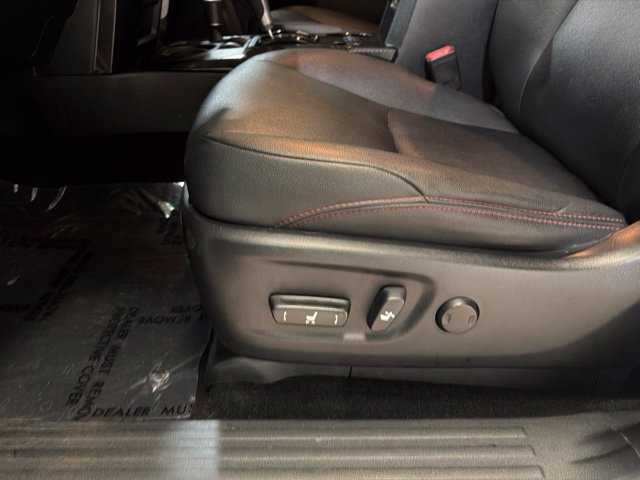 Used 2020 Toyota 4Runner TRD Off-Road Premium AWD/4WD image 11