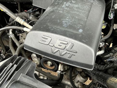 Used 2024 RAM 1500 Classic Warlock AWD/4WD image 29