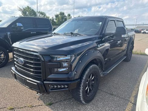 Used 2015 Ford F150 XLT w/ Equipment Group 302A Luxury AWD/4WD image 20