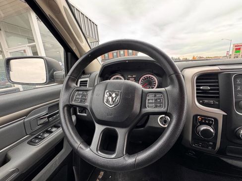 Used 2017 RAM 1500 Classic SLT image 18