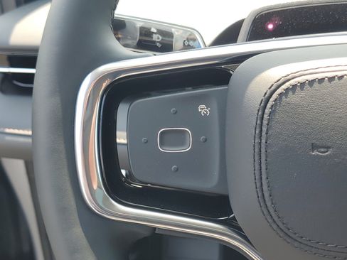 New 2026 Lincoln Nautilus Reserve AWD/4WD image 17