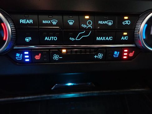 Used 2021 Ford Expedition Max Limited AWD/4WD image 5