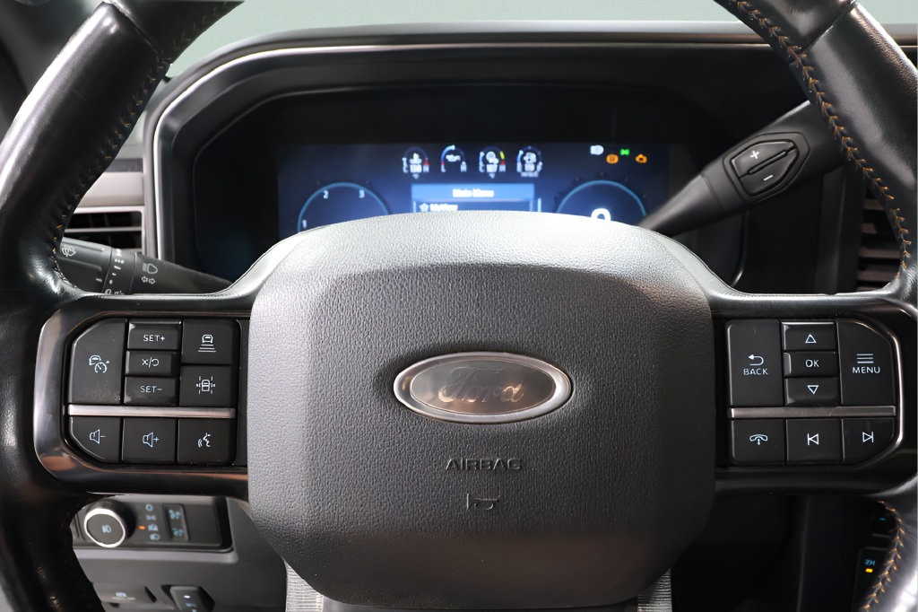 Used 2023 Ford F250 Platinum AWD/4WD image 11