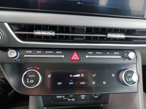 Used 2025 Hyundai Sonata SEL FWD image 23