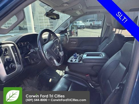Used 2018 GMC Sierra 3500 SLT w/ Suspension Package, Off-Road AWD/4WD image 2
