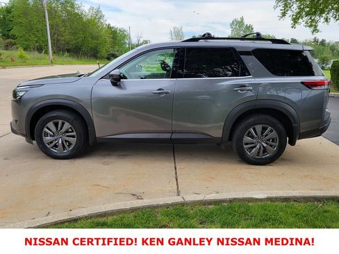 Certified 2023 Nissan Pathfinder SV AWD/4WD image 6