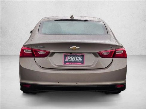 Used 2023 Chevrolet Malibu LT FWD image 7