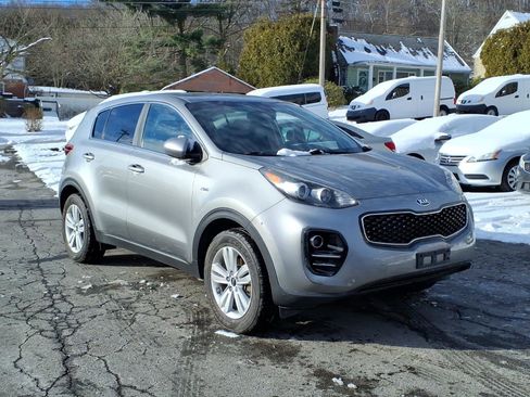 Used 2019 Kia Sportage LX AWD/4WD image 1