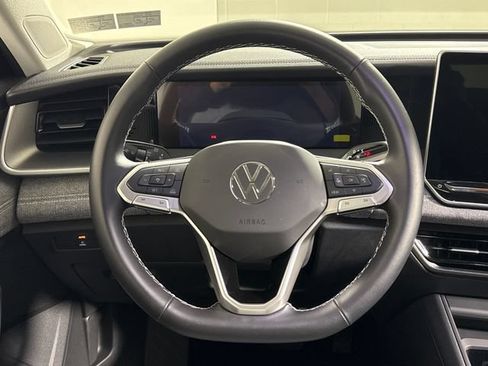 Used 2025 Volkswagen Tiguan S AWD/4WD image 52
