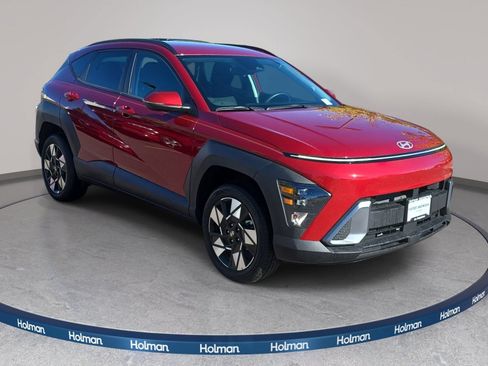 Used 2025 Hyundai Kona SEL AWD/4WD image 4
