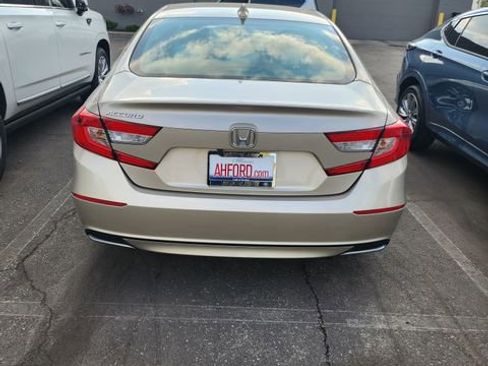 Used 2018 Honda Accord LX image 10