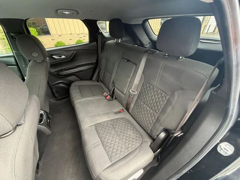 Used 2022 Chevrolet Blazer LT w/ LPO, Black Accent Package FWD image 23