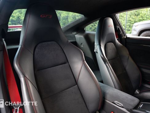 Used 2015 Porsche 911 GT3 RWD image 31