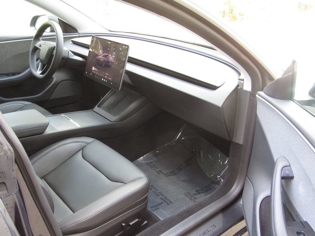 Used 2024 Tesla Model 3 Standard Range RWD image 16