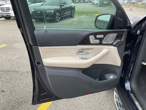 Used 2020 Mercedes-Benz GLS 450 4MATIC image 24
