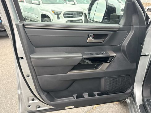 New 2026 Toyota Tundra Limited AWD/4WD image 9
