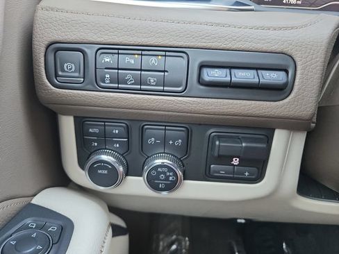 Used 2023 GMC Yukon Denali w/ Max Trailering Package AWD/4WD image 20
