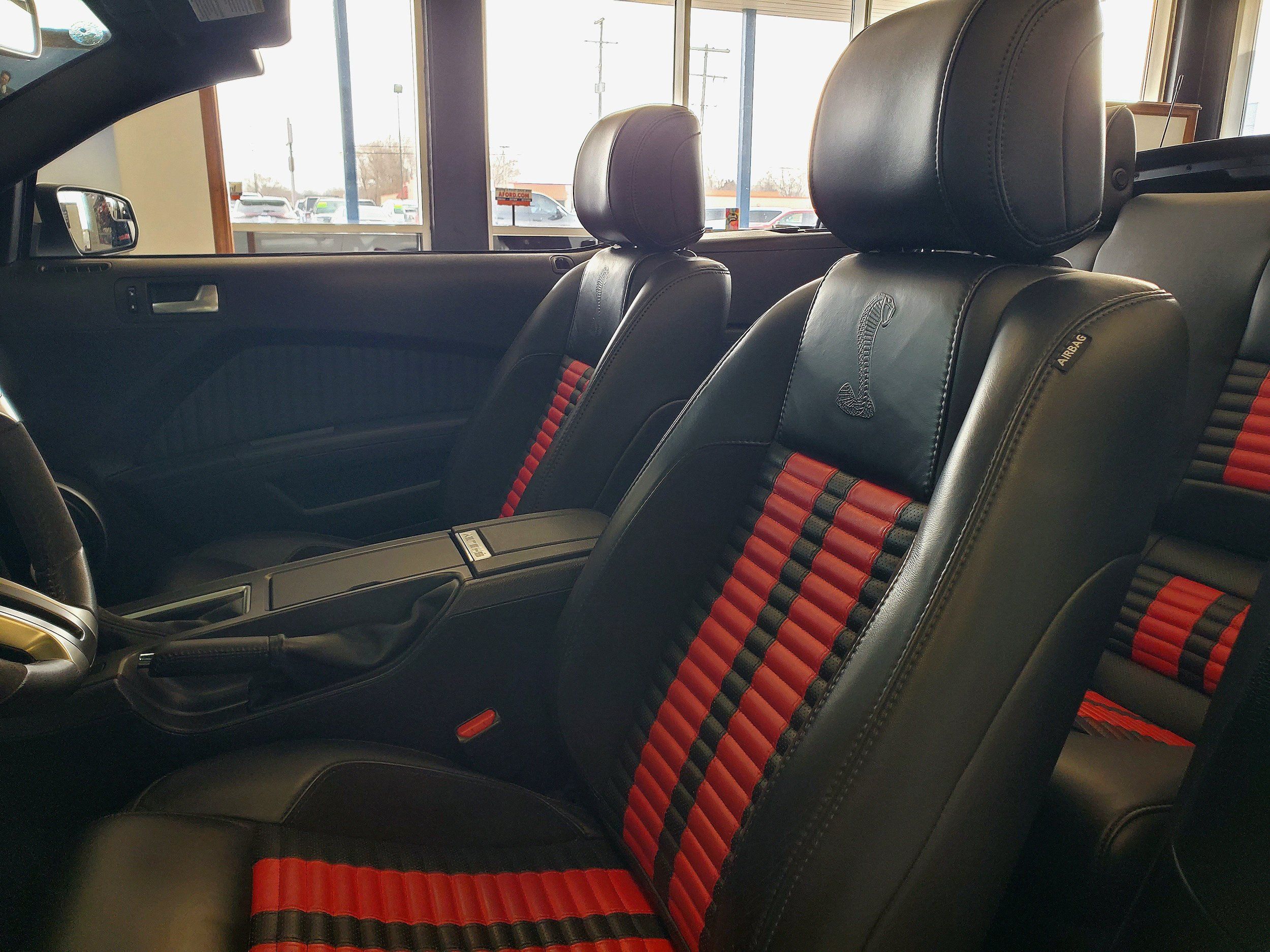 Used 2013 Ford Mustang Shelby GT500 RWD image 21